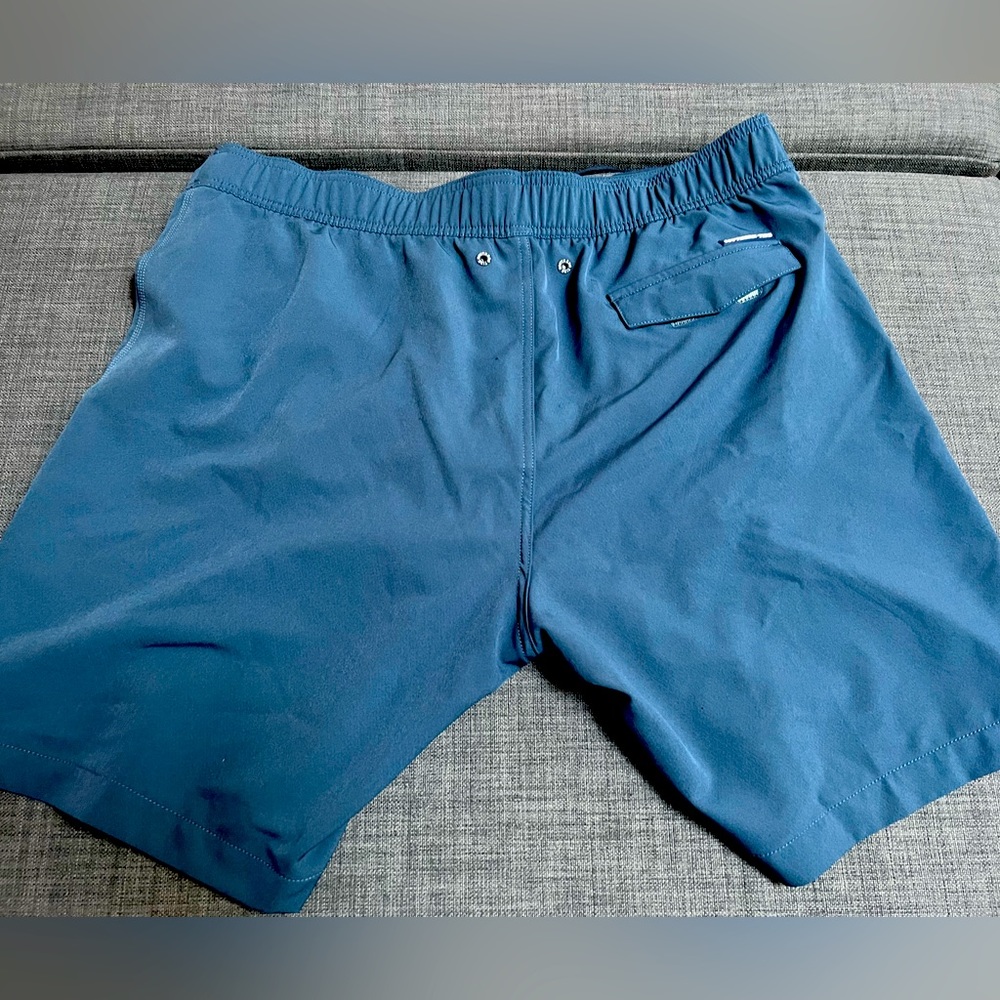 Southern Tide XL blue swim trunks with mesh liner